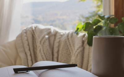 Práctica de journaling para reconectar con la creatividad en tu día a día